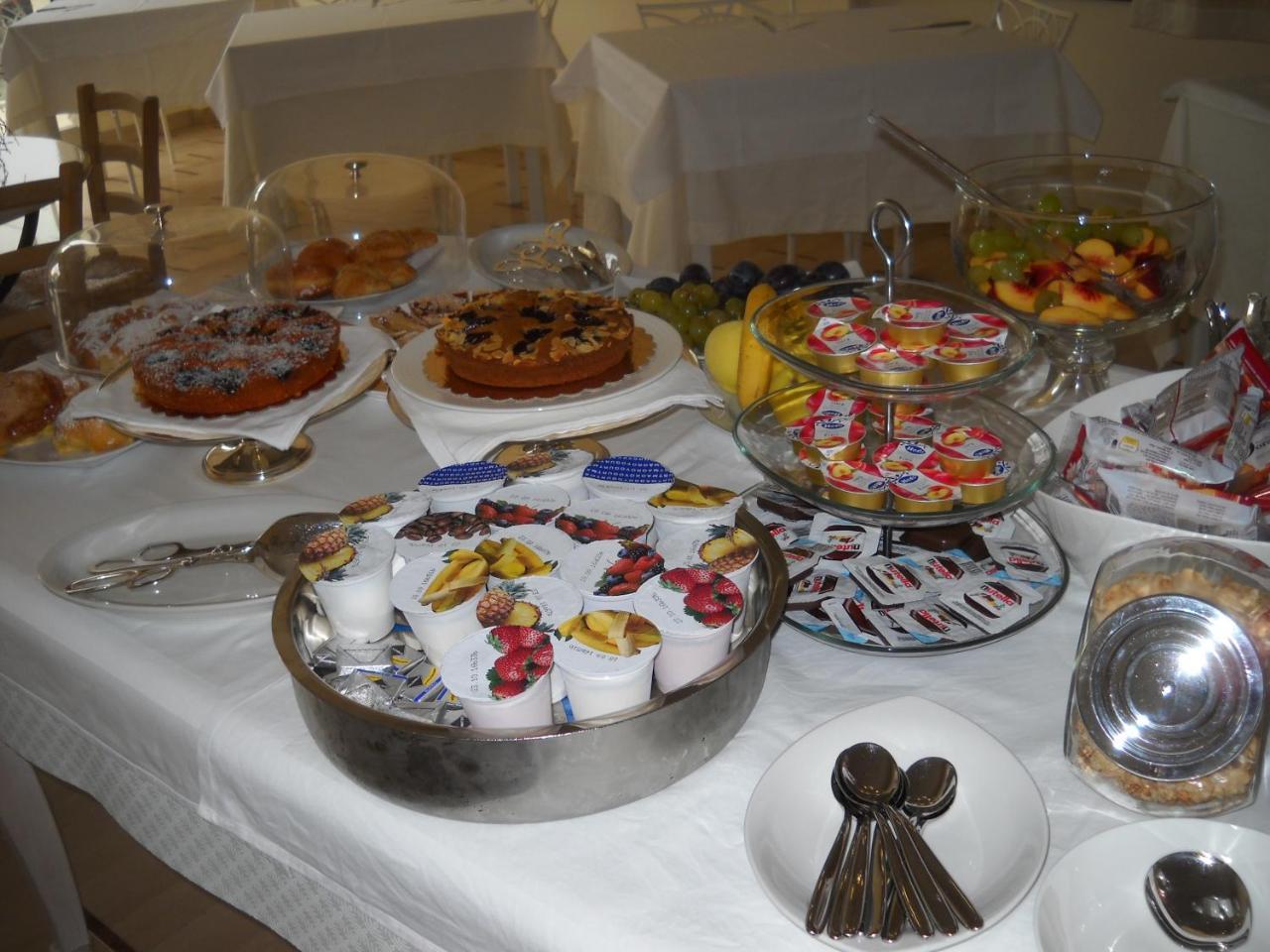 Guest House Villa Eva Сироло Экстерьер фото